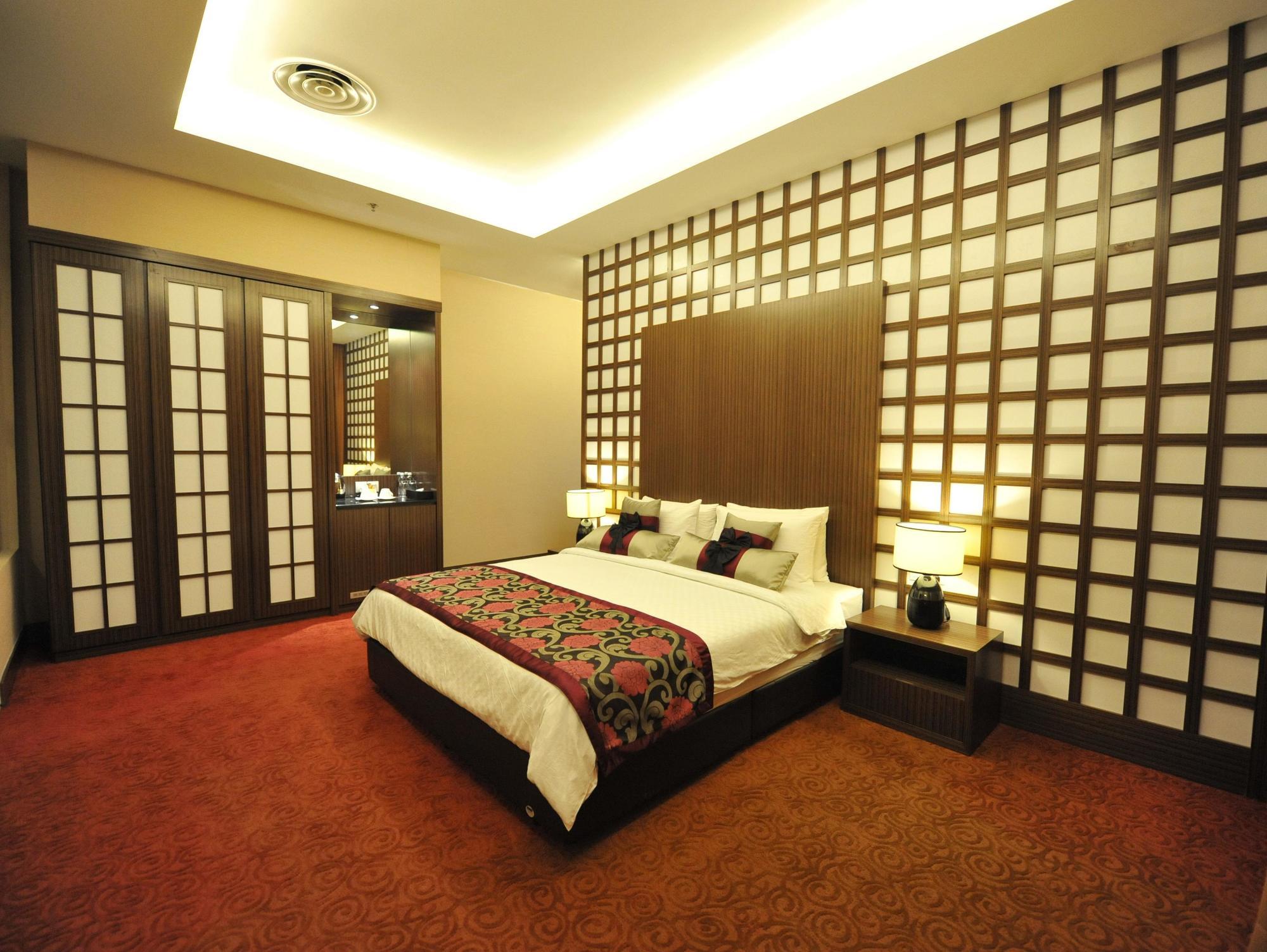 11@Century Hotel Johor Bahru Exterior photo